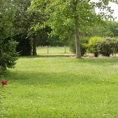 La Roulotte Du Domaine De Meigné エクステリア 写真